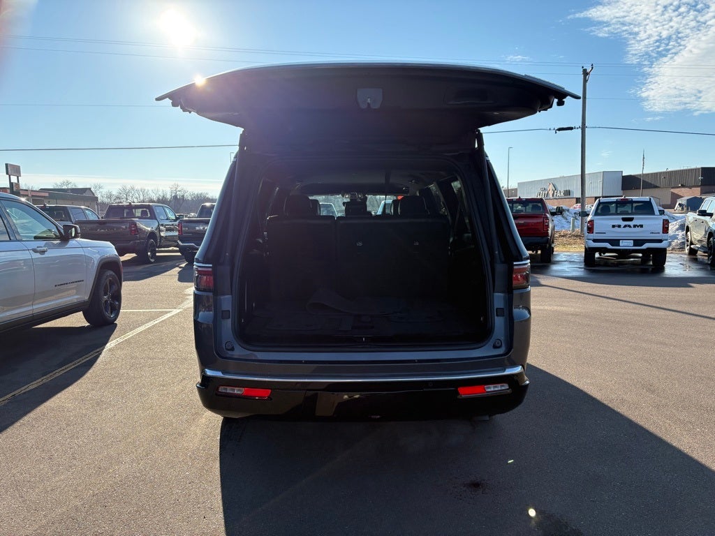 2024 Jeep Wagoneer L Series II 4x4