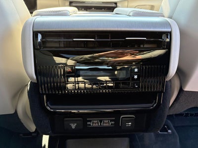 2026 Jeep Grand Wagoneer GRAND WAGONEER L LIMITED RESERVE 4X4
