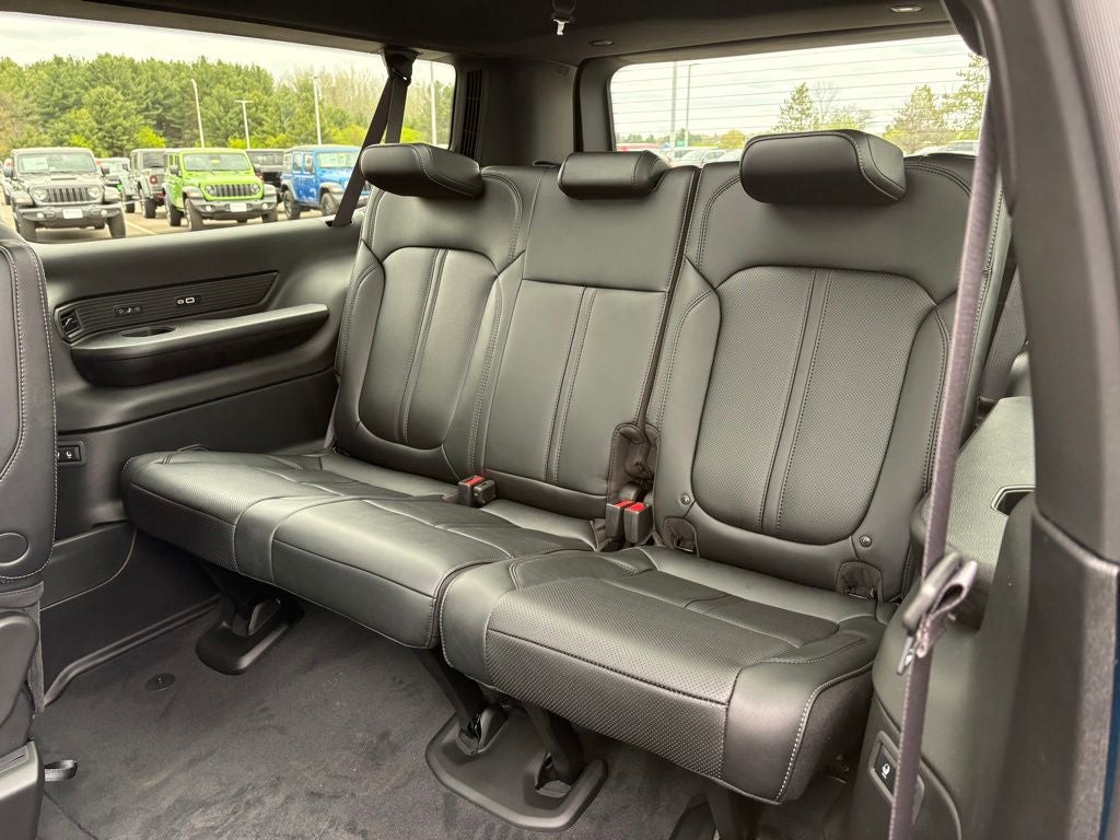 2026 Jeep Grand Wagoneer GRAND WAGONEER L LIMITED RESERVE 4X4