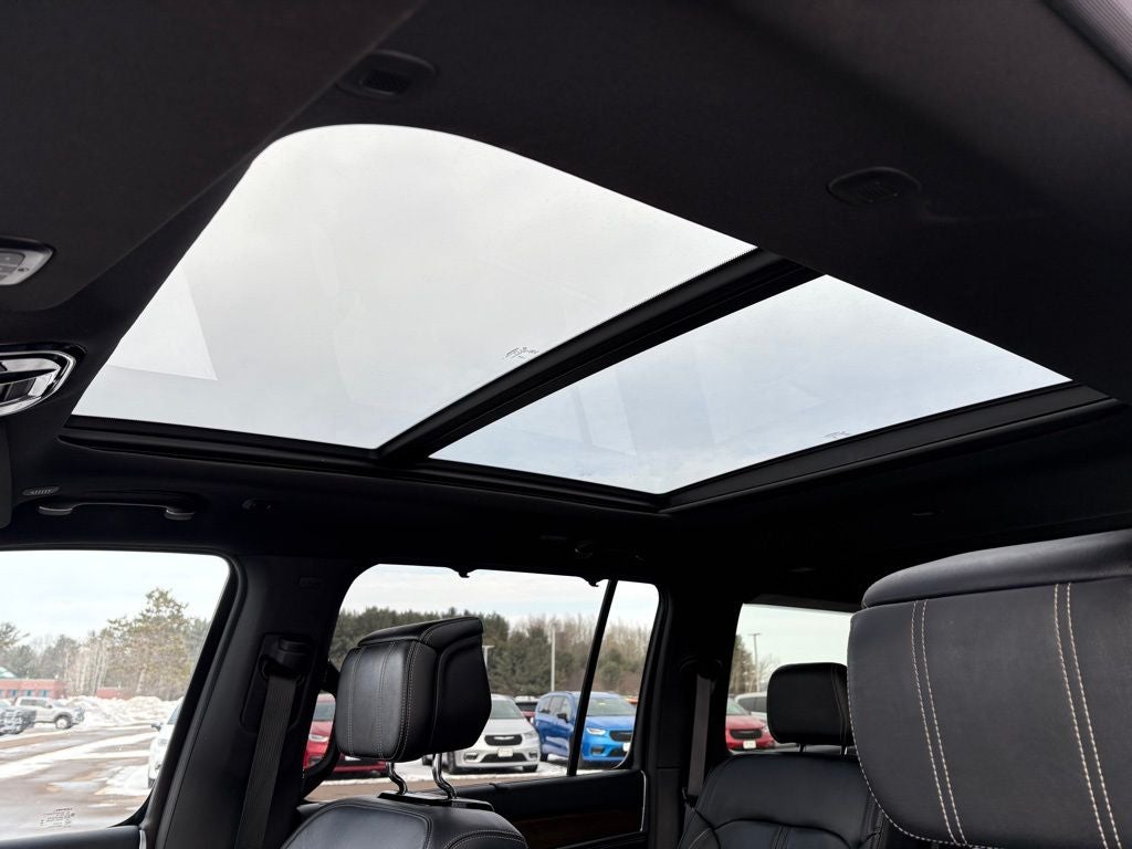 2024 Jeep Grand Wagoneer L 4x4