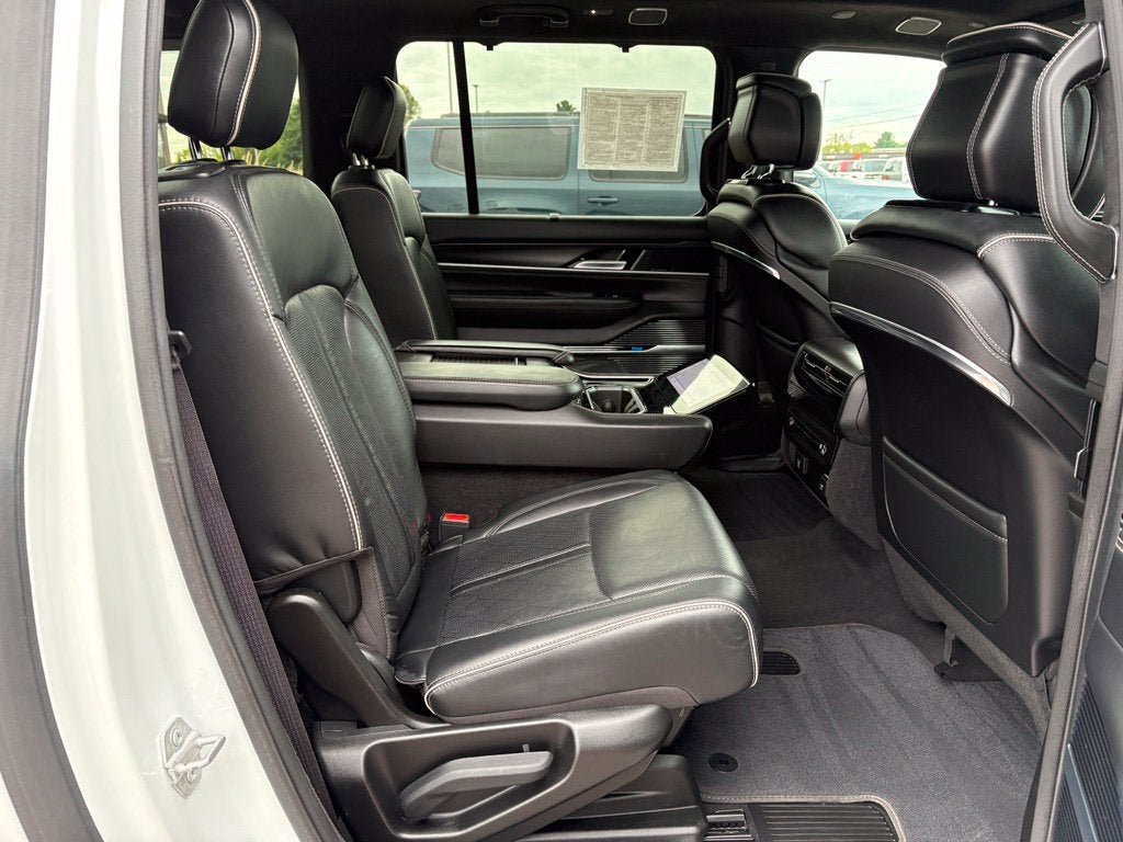 2024 Jeep Grand Wagoneer L Series II 4x4