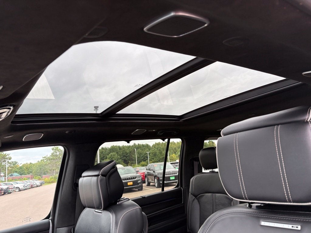 2024 Jeep Grand Wagoneer L Series II 4x4