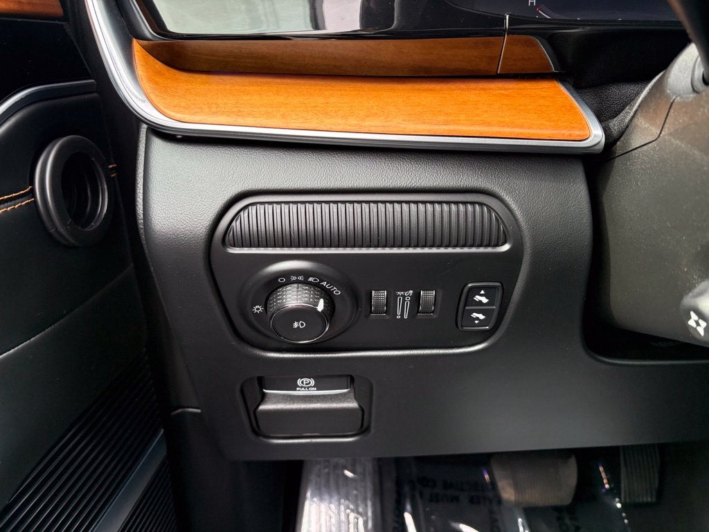 2024 Jeep Grand Wagoneer L Series III 4x4