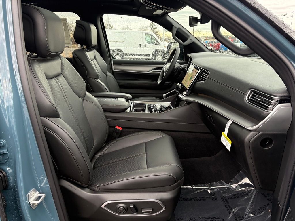 2026 Jeep Grand Wagoneer GRAND WAGONEER UPLAND 4X4