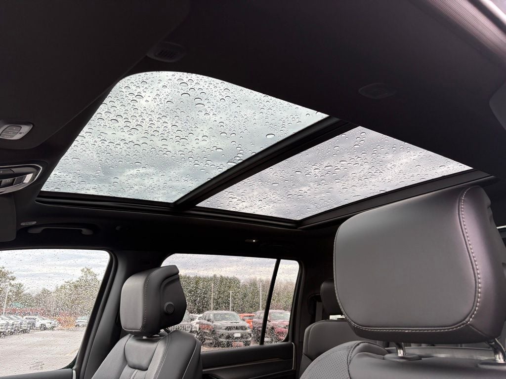 2026 Jeep Grand Wagoneer GRAND WAGONEER UPLAND 4X4