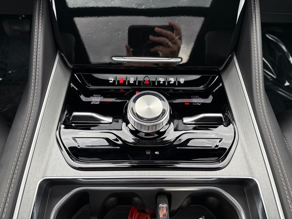 2026 Jeep Grand Wagoneer GRAND WAGONEER UPLAND 4X4