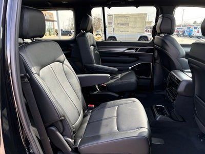 2026 Jeep Grand Wagoneer GRAND WAGONEER LIMITED RESERVE 4X4