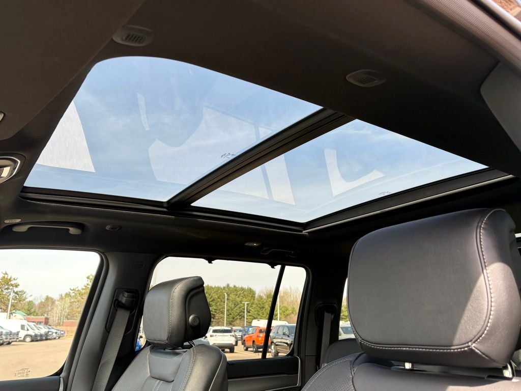 2026 Jeep Grand Wagoneer GRAND WAGONEER LIMITED RESERVE 4X4