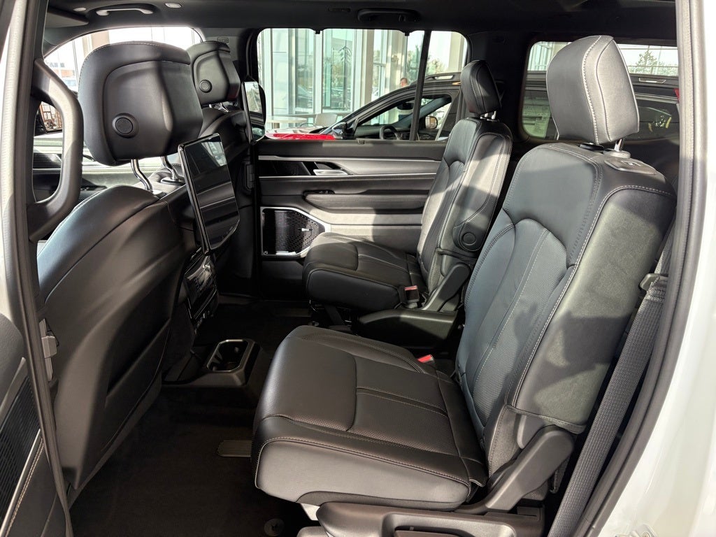 2026 Jeep Grand Wagoneer GRAND WAGONEER LIMITED RESERVE 4X4