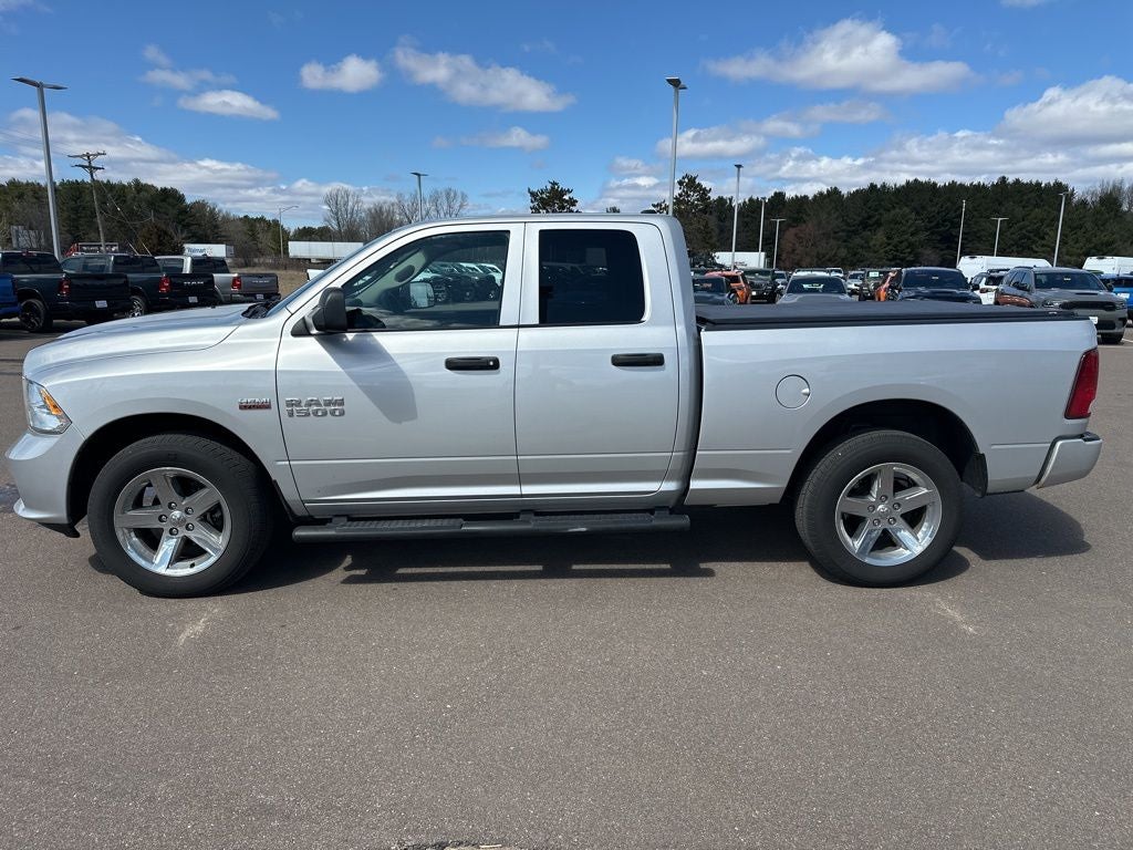 2017 RAM 1500 Express Quad Cab 4x4 6'4' Box