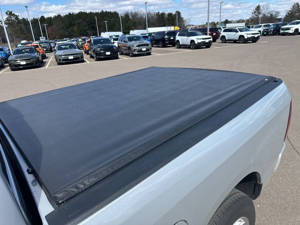 2017 RAM 1500 Express Quad Cab 4x4 6'4' Box