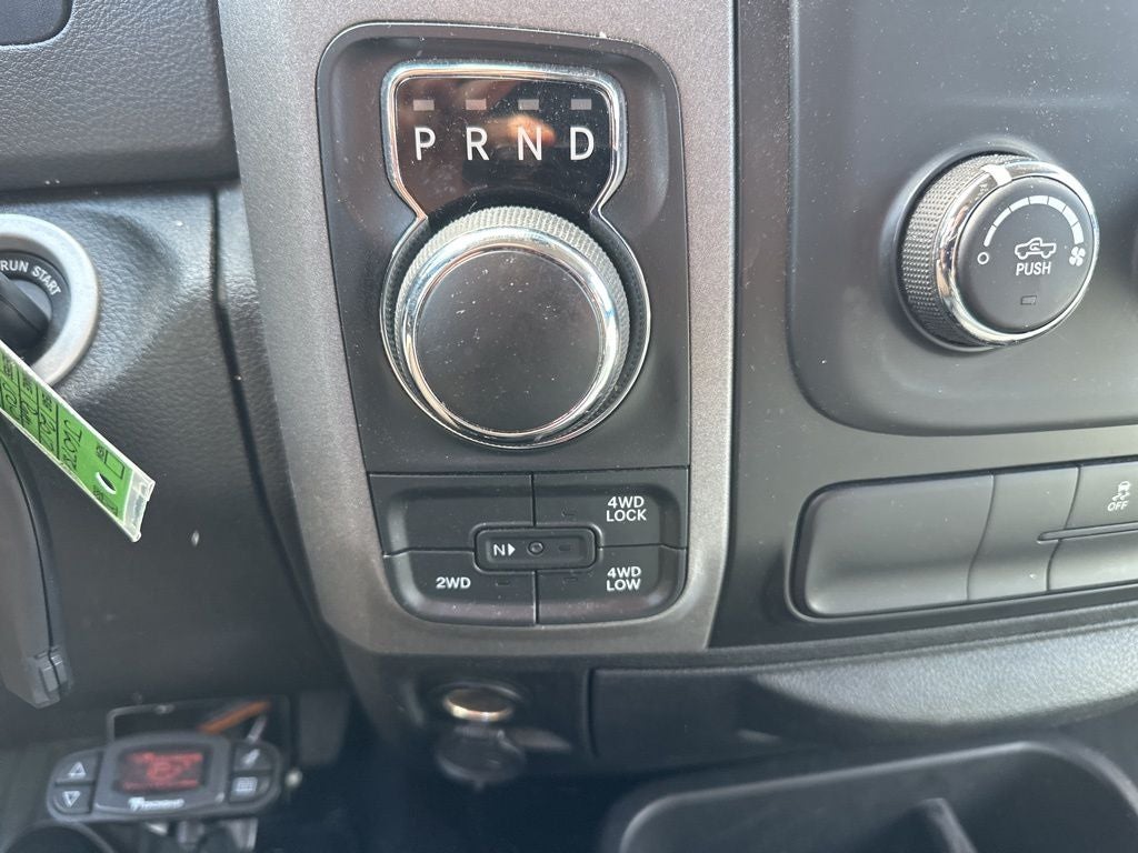 2017 RAM 1500 Express Quad Cab 4x4 6'4' Box