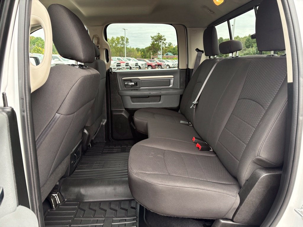 2019 RAM 1500 Classic Warlock Crew Cab 4x4 5'7' Box