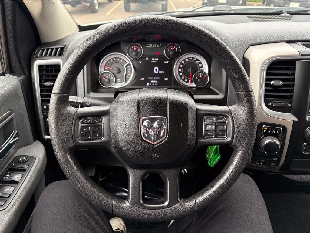 2019 RAM 1500 Classic Warlock Crew Cab 4x4 5'7' Box
