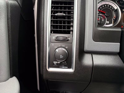2019 RAM 1500 Classic Warlock Crew Cab 4x4 5'7' Box