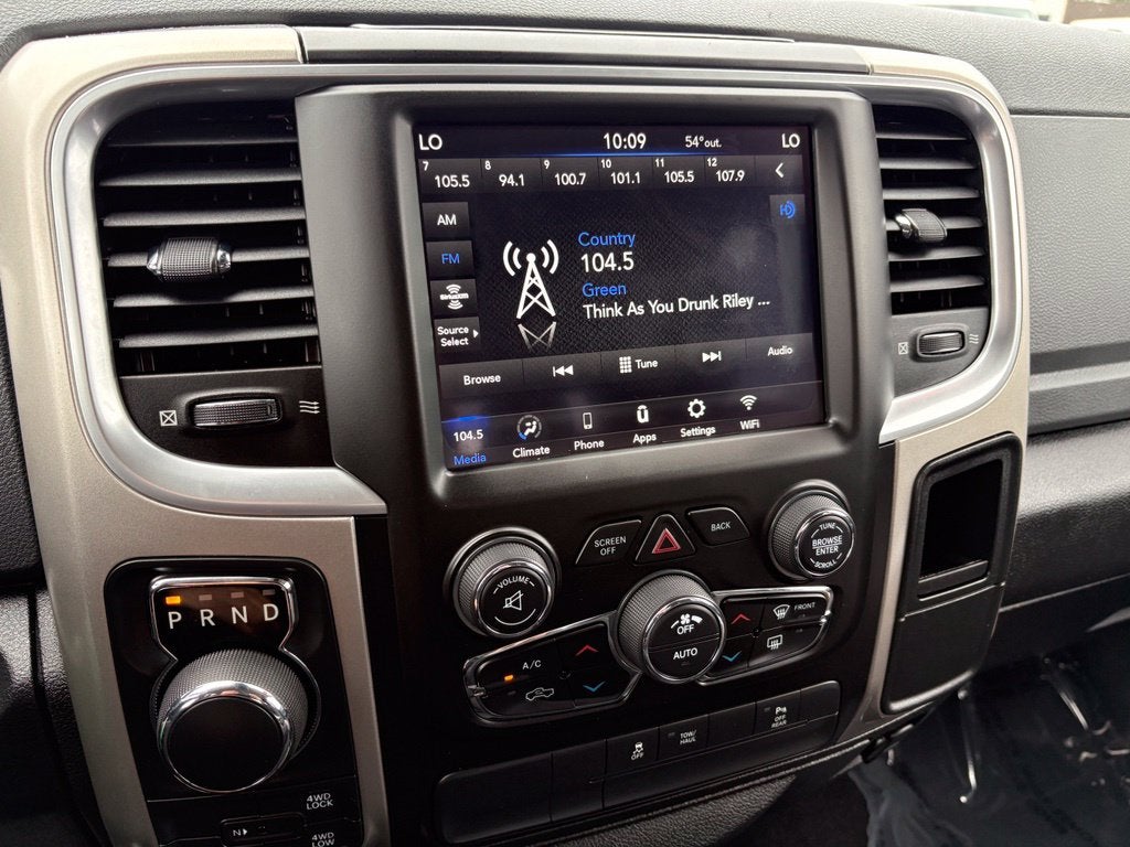 2019 RAM 1500 Classic Warlock Crew Cab 4x4 5'7' Box