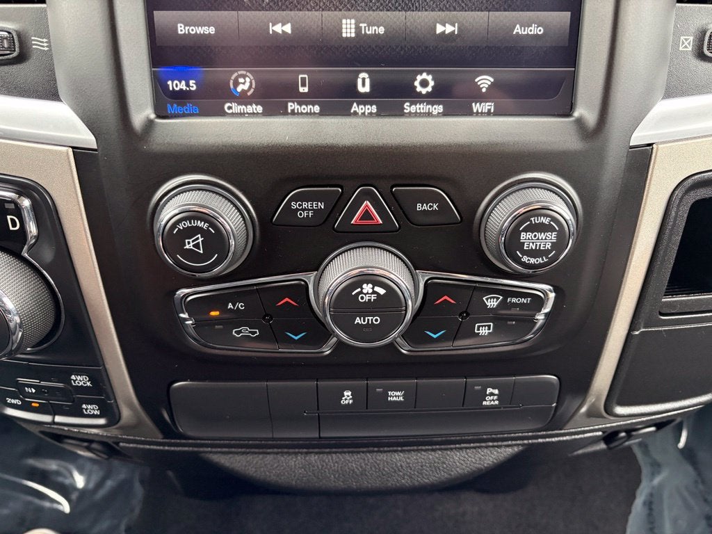 2019 RAM 1500 Classic Warlock Crew Cab 4x4 5'7' Box