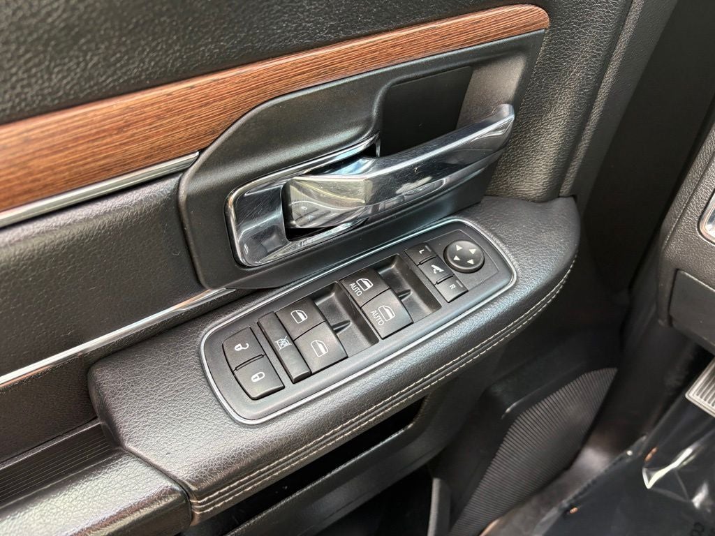 2016 RAM 1500 Laramie