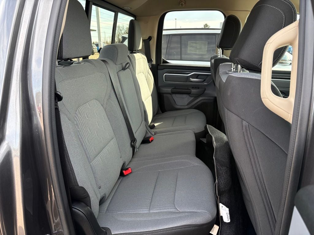 2019 RAM 1500 Big Horn/Lone Star Quad Cab 4x4 6'4' Box