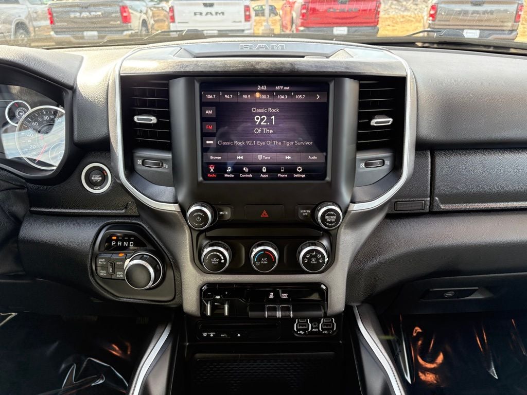 2019 RAM 1500 Big Horn/Lone Star Quad Cab 4x4 6'4' Box