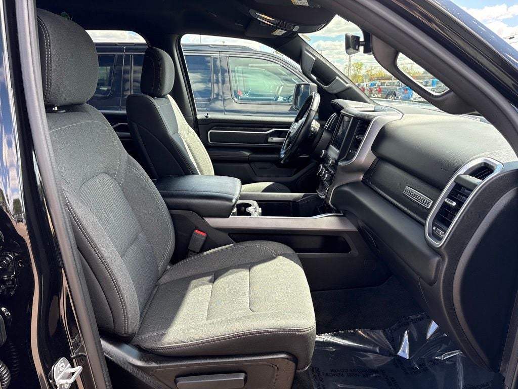 2019 RAM 1500 Big Horn/Lone Star Quad Cab 4x4 6'4' Box