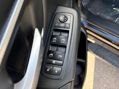 2019 RAM 1500 Big Horn/Lone Star Quad Cab 4x4 6'4' Box