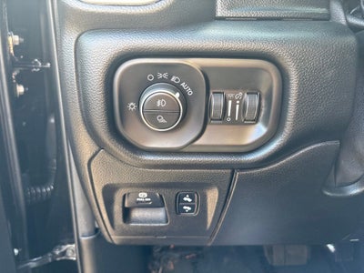 2019 RAM 1500 Big Horn/Lone Star Quad Cab 4x4 6'4' Box
