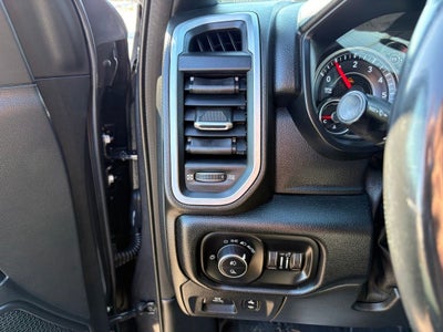 2019 RAM 1500 Big Horn/Lone Star Quad Cab 4x4 6'4' Box