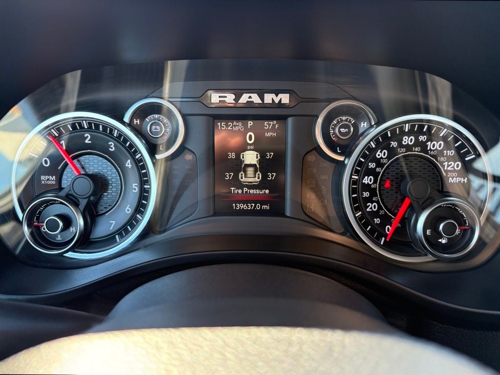 2019 RAM 1500 Big Horn/Lone Star Quad Cab 4x4 6'4' Box