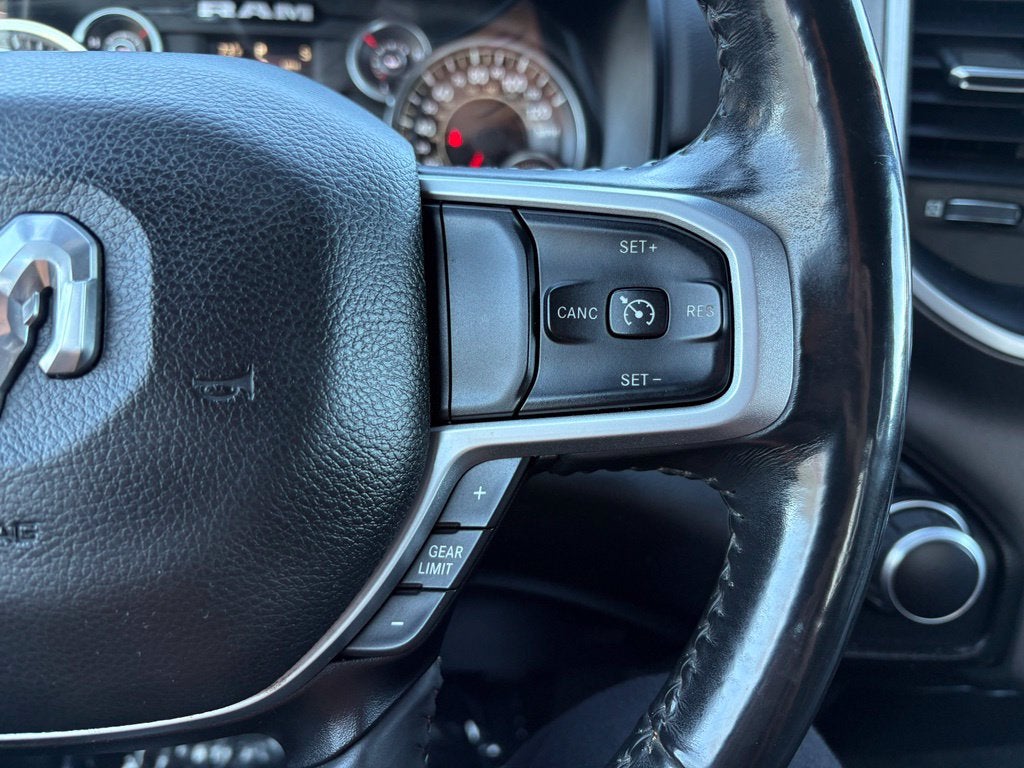 2021 RAM 1500 Big Horn Quad Cab 4x4 6'4' Box