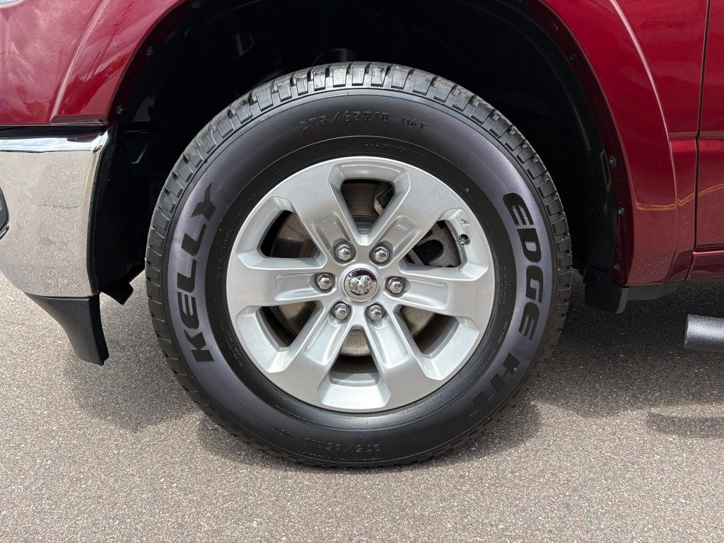 2020 RAM 1500 Laramie Quad Cab 4x4 6'4' Box