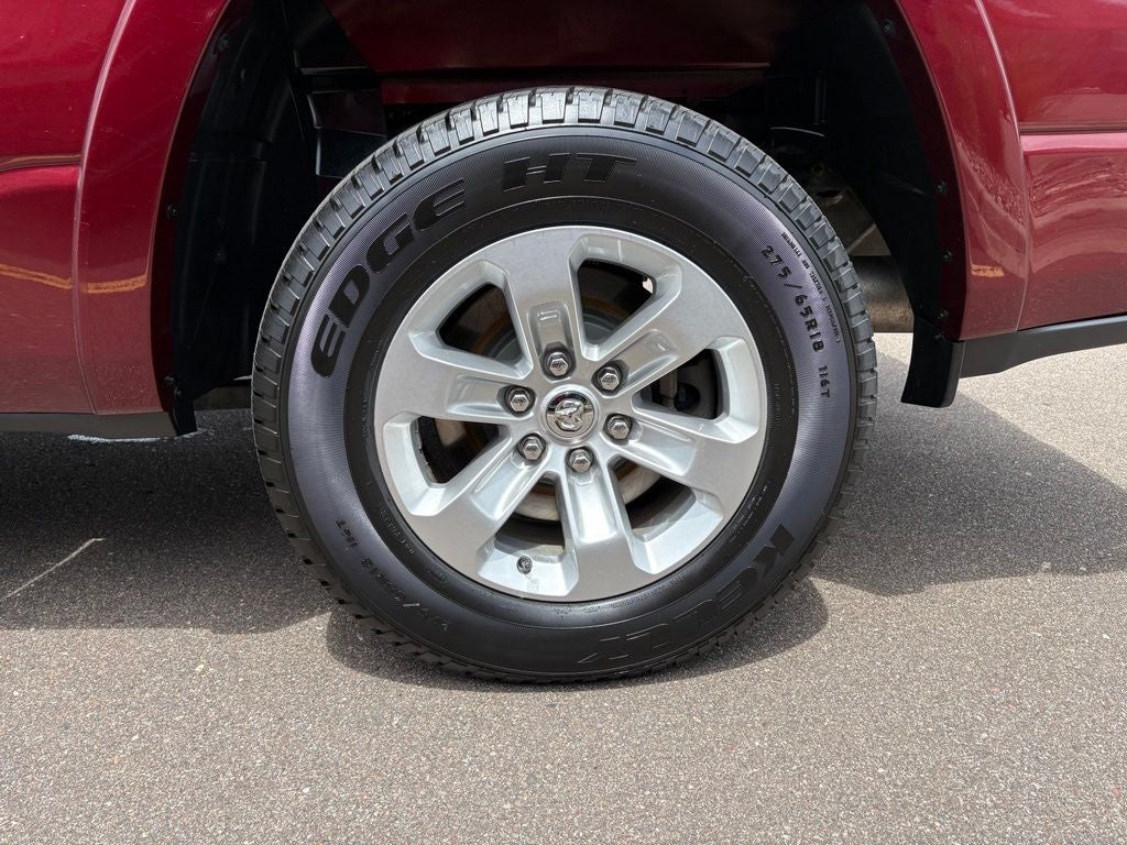 2020 RAM 1500 Laramie Quad Cab 4x4 6'4' Box