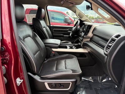 2020 RAM 1500 Laramie Quad Cab 4x4 6'4' Box