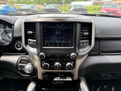 2020 RAM 1500 Laramie Quad Cab 4x4 6'4' Box