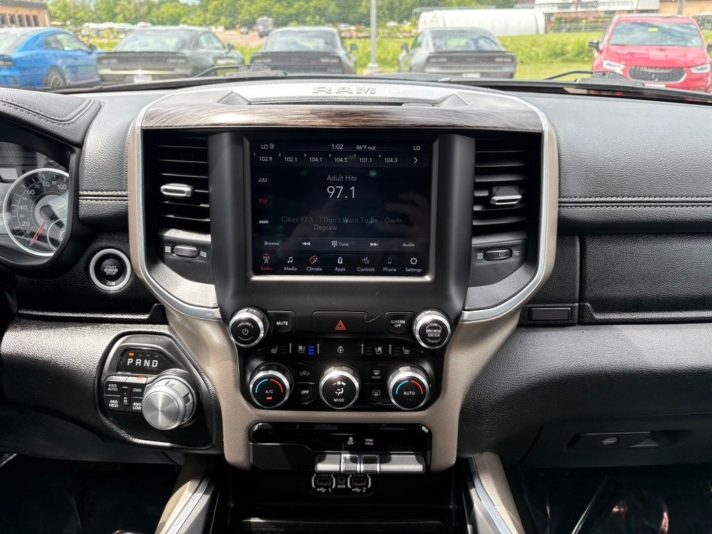 2020 RAM 1500 Laramie Quad Cab 4x4 6'4' Box