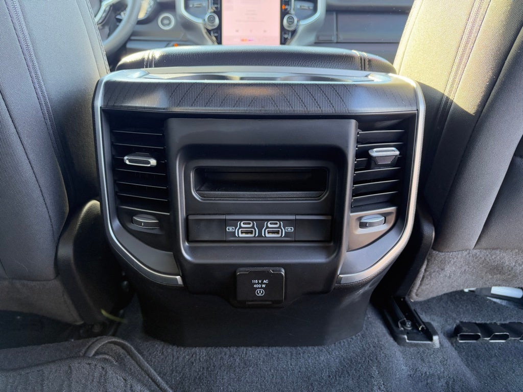 2025 RAM 1500 Big Horn Crew Cab 4x4 5'7' Box