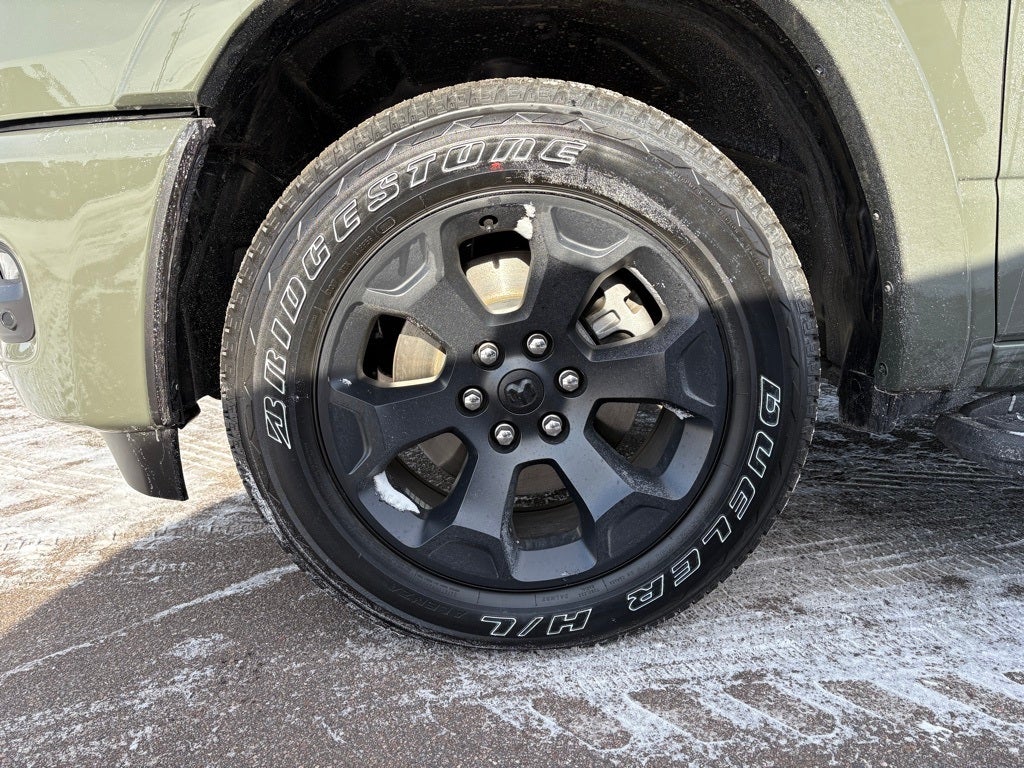 2026 RAM Ram 1500 RAM 1500 LONE STAR CREW CAB 4X4 5'7' BOX