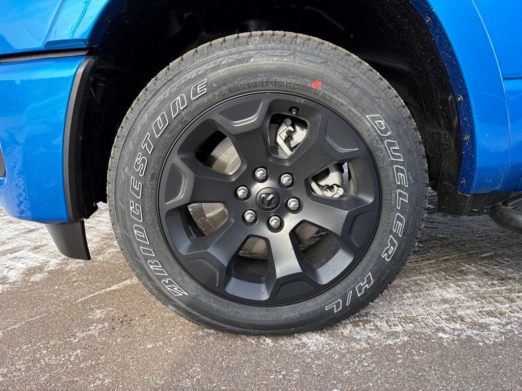 2026 RAM Ram 1500 RAM 1500 LONE STAR CREW CAB 4X4 5'7' BOX