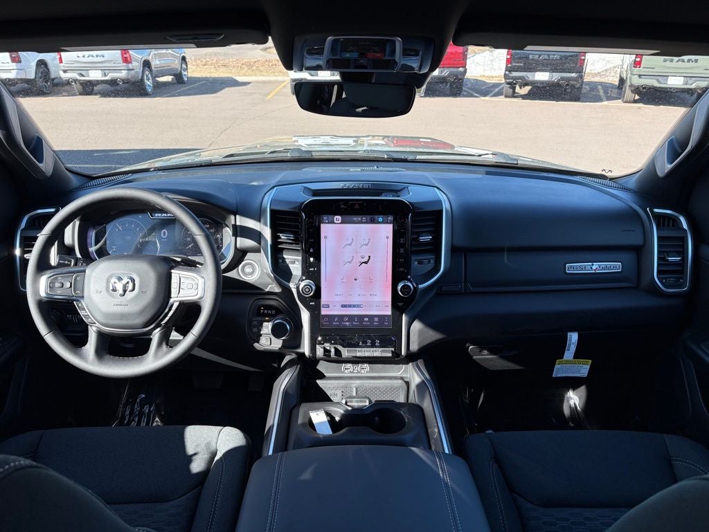 2026 RAM Ram 1500 RAM 1500 LONE STAR CREW CAB 4X4 5'7' BOX