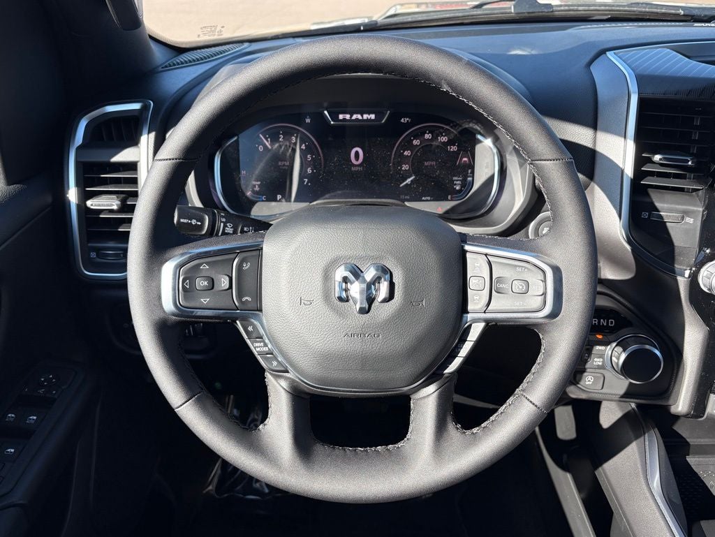 2026 RAM Ram 1500 RAM 1500 LONE STAR CREW CAB 4X4 5'7' BOX