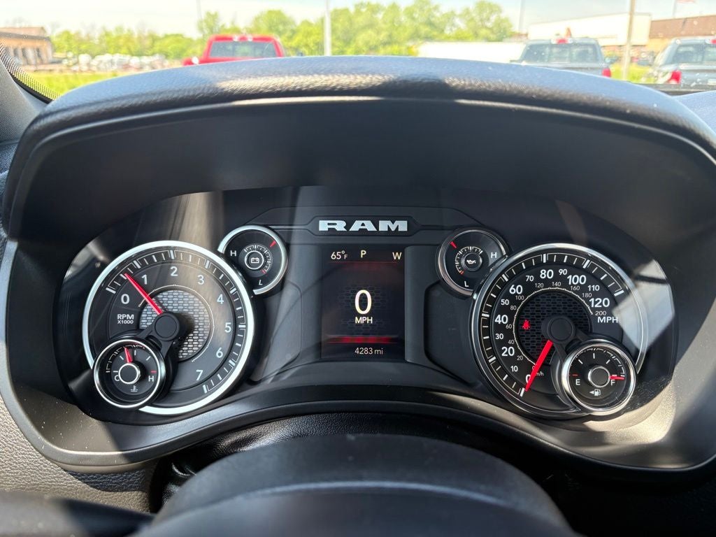 2025 RAM 1500 Big Horn Crew Cab 4x4 5'7' Box
