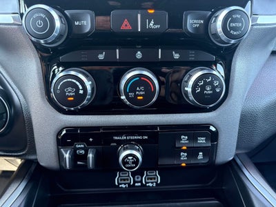 2025 RAM 1500 Big Horn Crew Cab 4x4 5'7' Box
