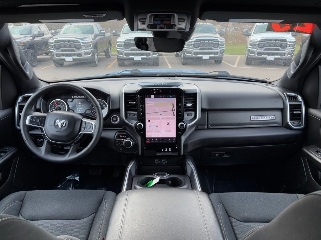 2025 RAM 1500 Big Horn Crew Cab 4x4 5'7' Box