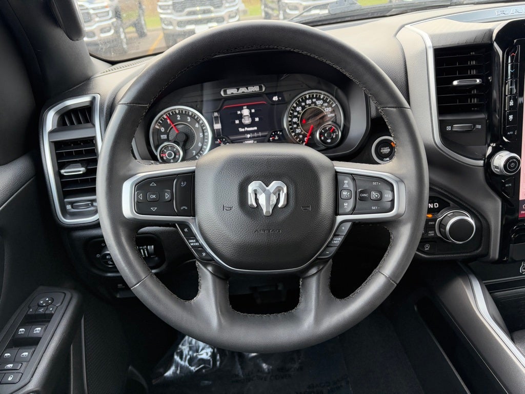 2025 RAM 1500 Big Horn Crew Cab 4x4 5'7' Box