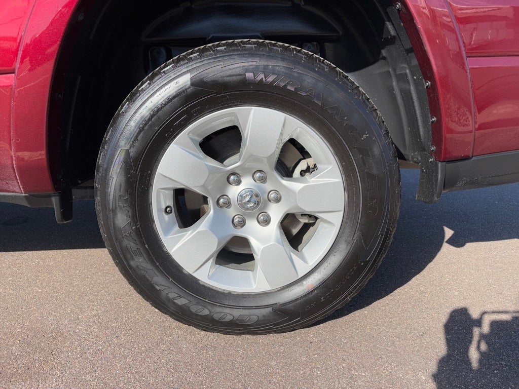 2025 RAM 1500 Big Horn Crew Cab 4x4 5'7' Box