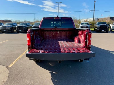 2025 RAM 1500 Big Horn Crew Cab 4x4 5'7' Box