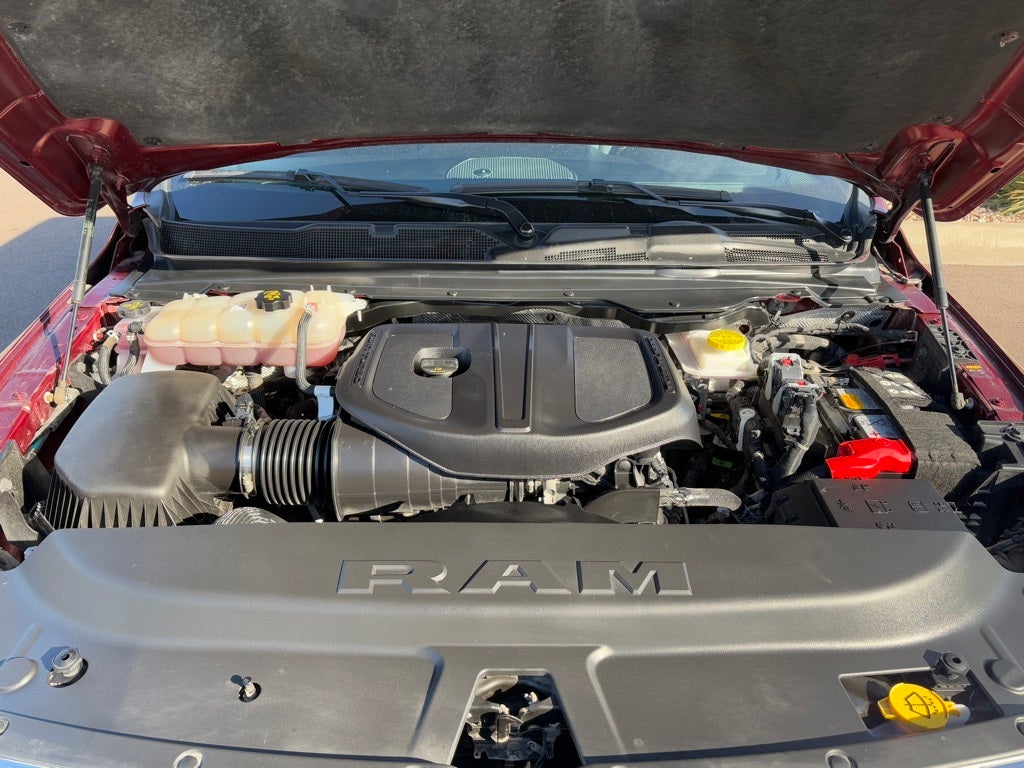 2025 RAM 1500 Big Horn Crew Cab 4x4 5'7' Box