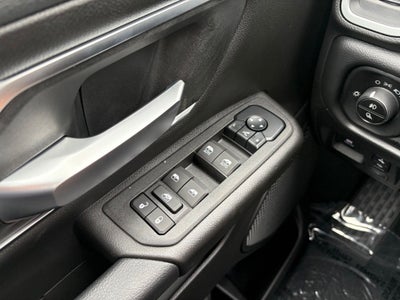 2027 RAM Ram 1500 RAM 1500 BIG HORN CREW CAB 4X4 5'7' BOX
