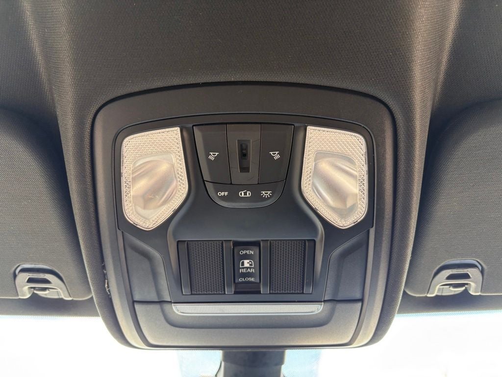 2019 RAM 1500 Big Horn/Lone Star Crew Cab 4x4 5'7' Box