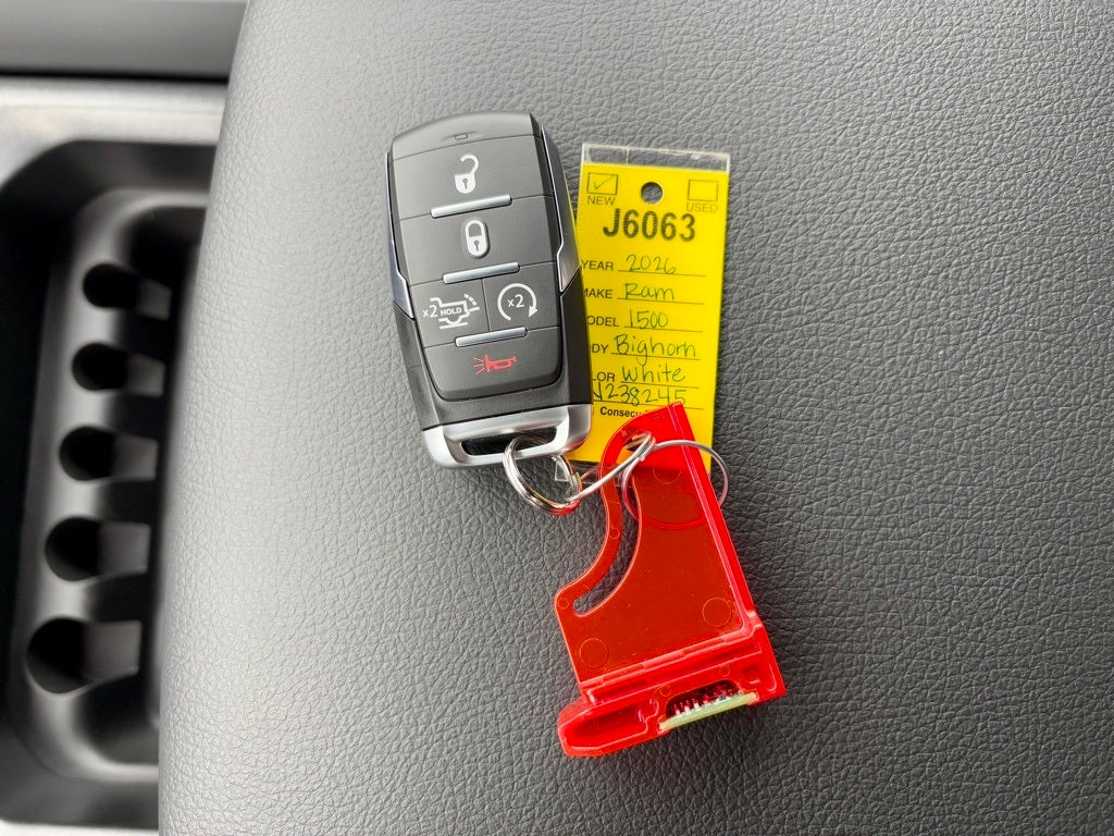 2026 RAM Ram 1500 RAM 1500 LONE STAR CREW CAB 4X4 5'7' BOX